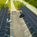 Optimisation des parkings professionnels avec des carports photovoltaïques 